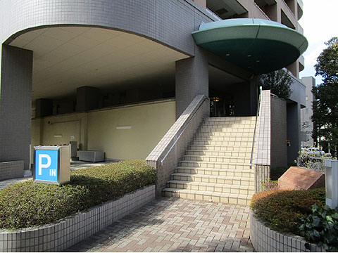 エントランス　IMG_2700