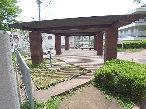 その他共用部　中庭