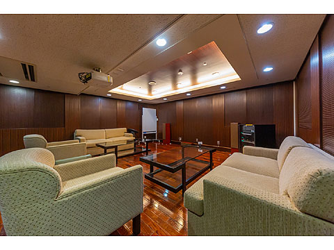 その他共用部　プライベートなミニシアターとしてもご利用できる