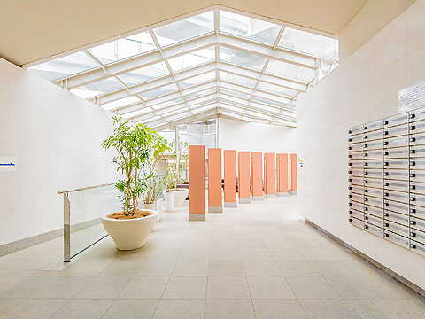 エントランス　エントランスホール