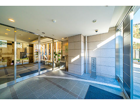 ロビー 風除室(ウエスト)