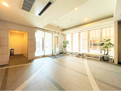 ロビー エントランスホール(イースト)