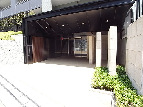 エントランス　エントラス