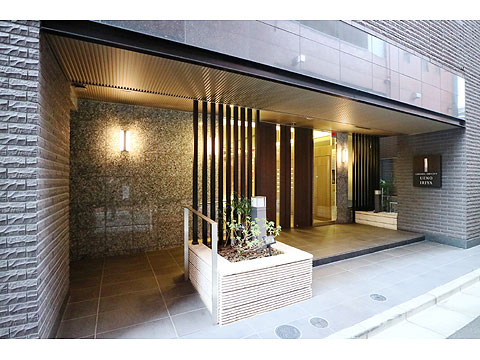 エントランス　和テイストを取り入れた情緒あるエントランスです