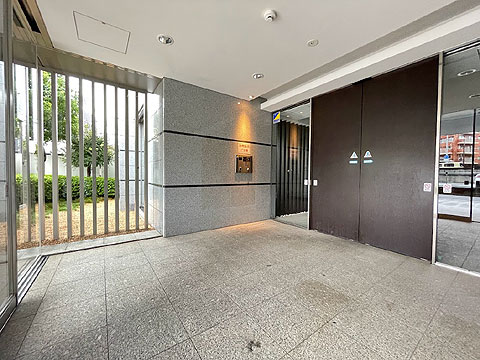 エントランス　エントランス