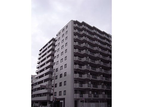 現地外観写真　建物外観２