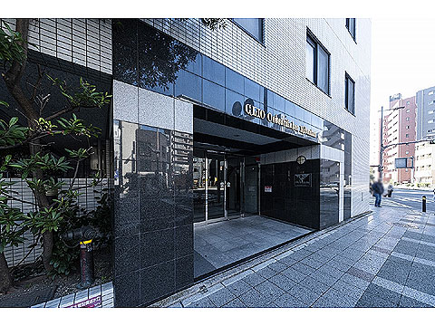 現地外観写真　外エントランス