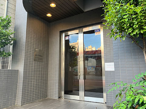 エントランス　エントランス