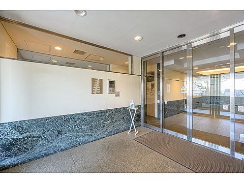 エントランス　オートロック付エントランス