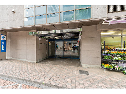 エントランス　エントランス