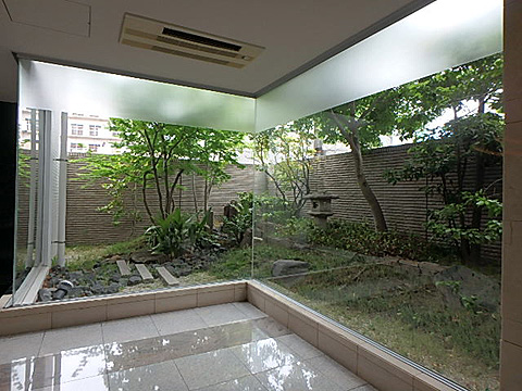 ロビー エントランスラウンジ