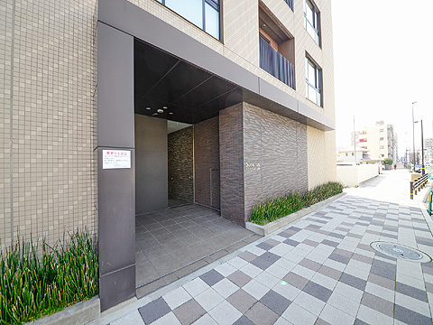 エントランス　外観