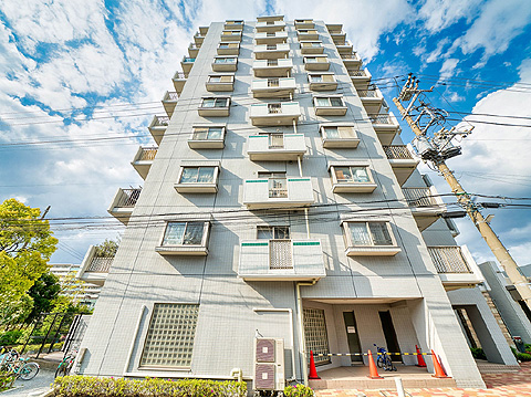 エントランス 外観