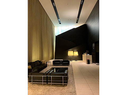 ロビー　エントランスロビー