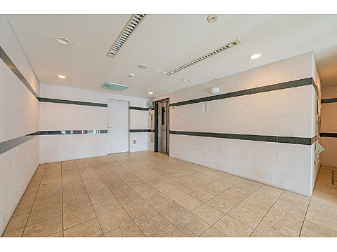 エントランス　ホール