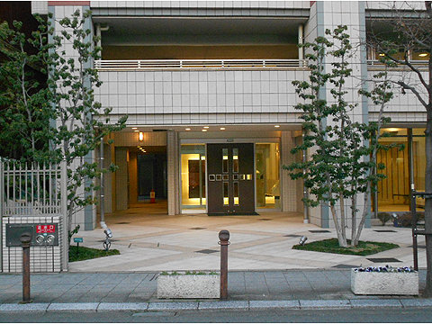 エントランス　名鉄岐阜駅南隣のマンションメインエントランス