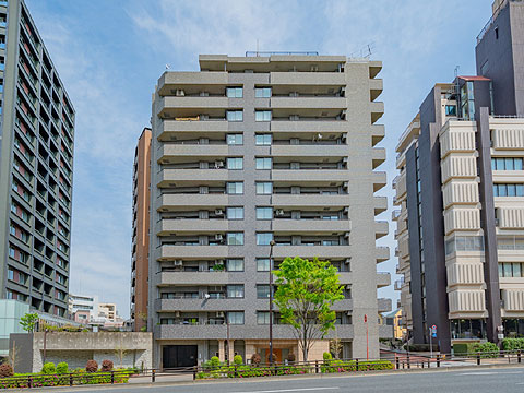 現地外観写真 「代々木公園」駅・「代々木八幡」駅から徒歩4分