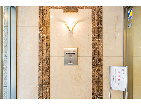 エントランス　オートロック