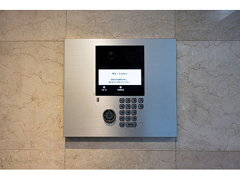 エントランス　オートロック