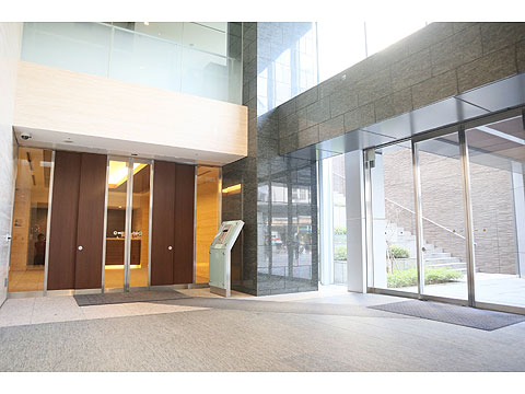 エントランス メインエントランス