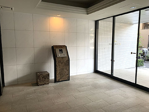 エントランス　エントランス