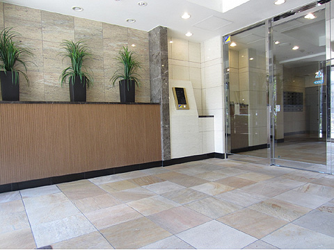 エントランス　オートロック