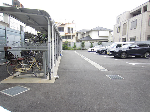 その他共用部　敷地内　駐車場・自転車置場