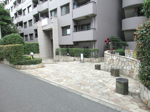 エントランス　IMG_1756