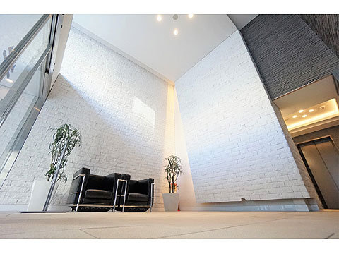 エントランス　エントランスホール