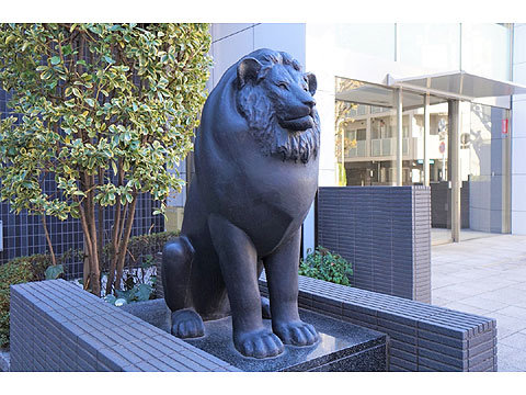 その他共用部　ライオン像