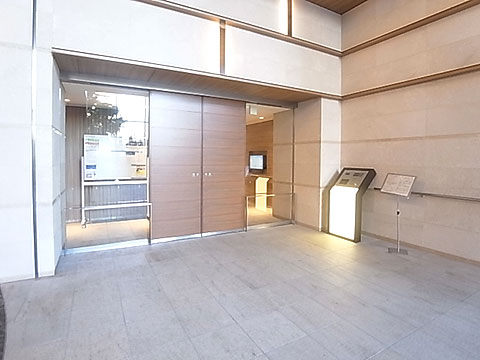 エントランス　エントランス