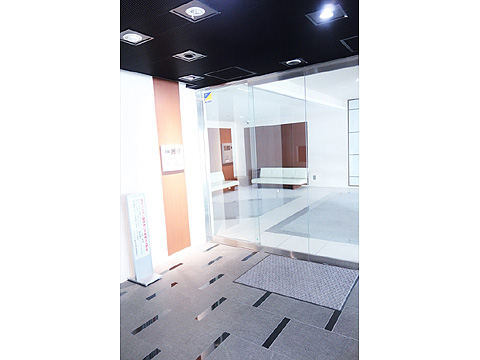 エントランス　エントランス前