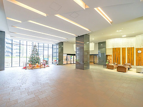 エントランス　エントランスホール