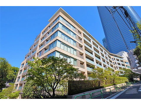 現地外観写真　建物外観