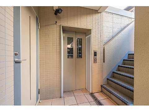 ロビー エレベーター