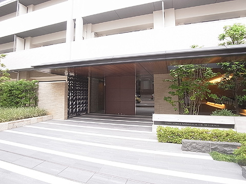 その他共用部 正面入り口