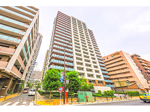 エントランス オートロックシステムを採用した