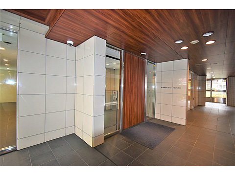 駐車場 エントランス