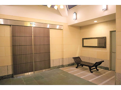 ロビー　ラウンジホール