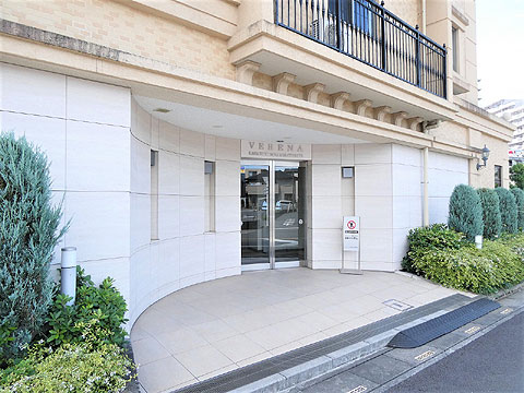 現地外観写真 .エントランス