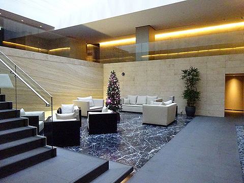 ロビー　エントランス (2)