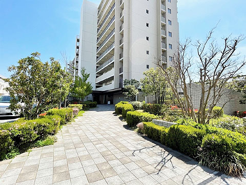 エントランス　エントランスまでのアプローチ