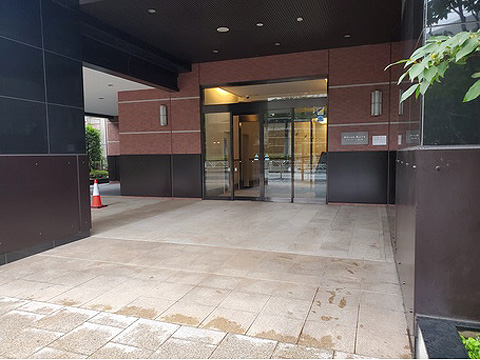 エントランス　エントランス外観