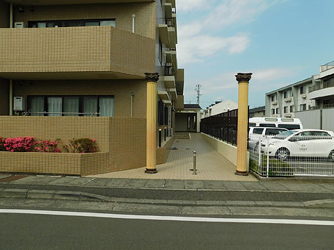 エントランス　エントランスアプローチ