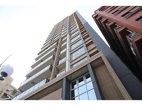 現地外観写真　ライオンズ平和大通りファーストコート1