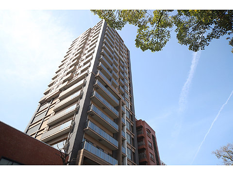 現地外観写真　ライオンズ平和大通りファーストコート5