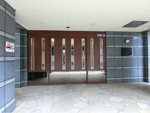 エントランス　エントランス