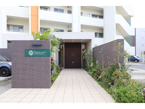 現地外観写真 エントランス入り口