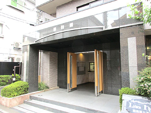 エントランス　IMG_2035