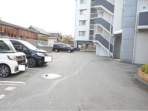 その他共用部 敷地内駐車場